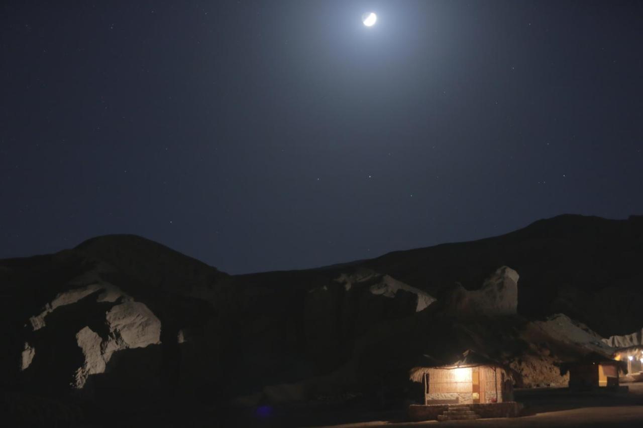 Gerendaház New Moon Island Camp